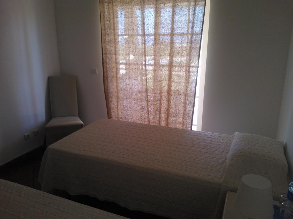 Quinta Da Moura Casa-De-Campo Vendégház Tavira Szoba fotó